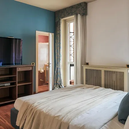 Elegant Luxury In Historic Center - M2 Apartment *